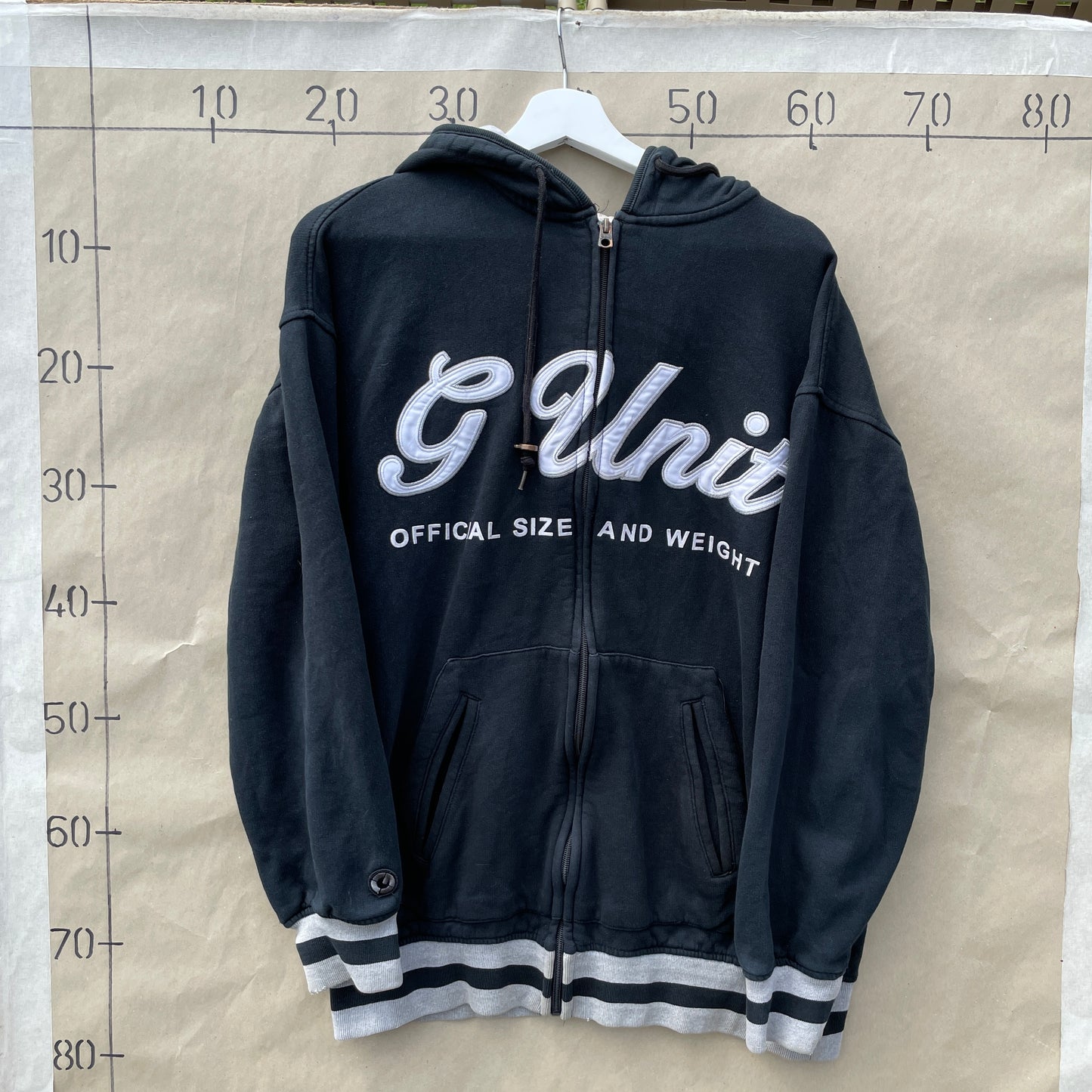 Sort G-Unit Zip Hoodie Med Broderet Logo Og College Detaljer