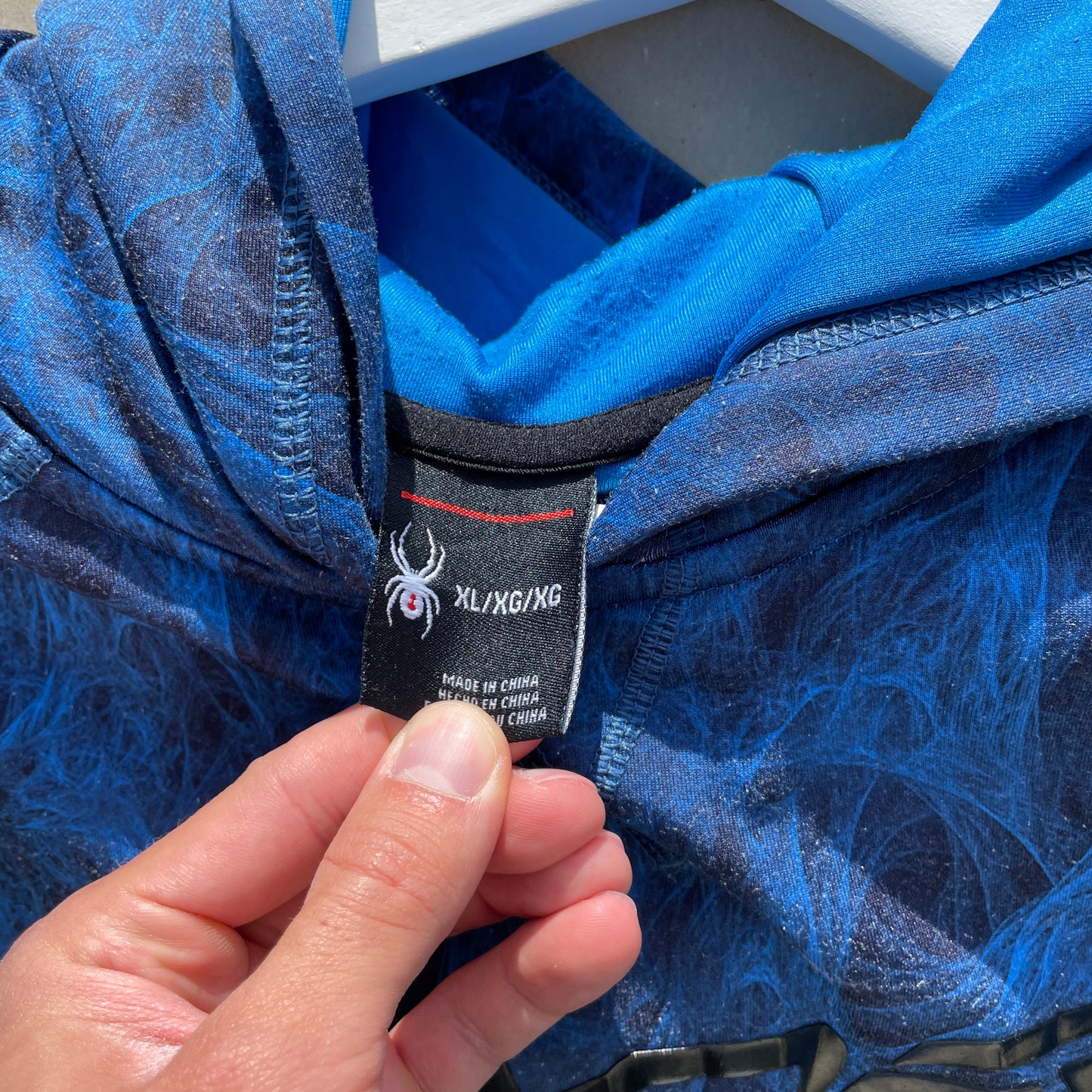 Blå Spyder Hoodie Med Grafisk Mønster