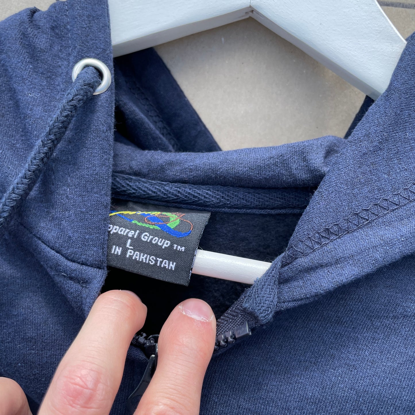 Marineblå Zip Hoodie Med Vintage Lake Winnipesaukee Print