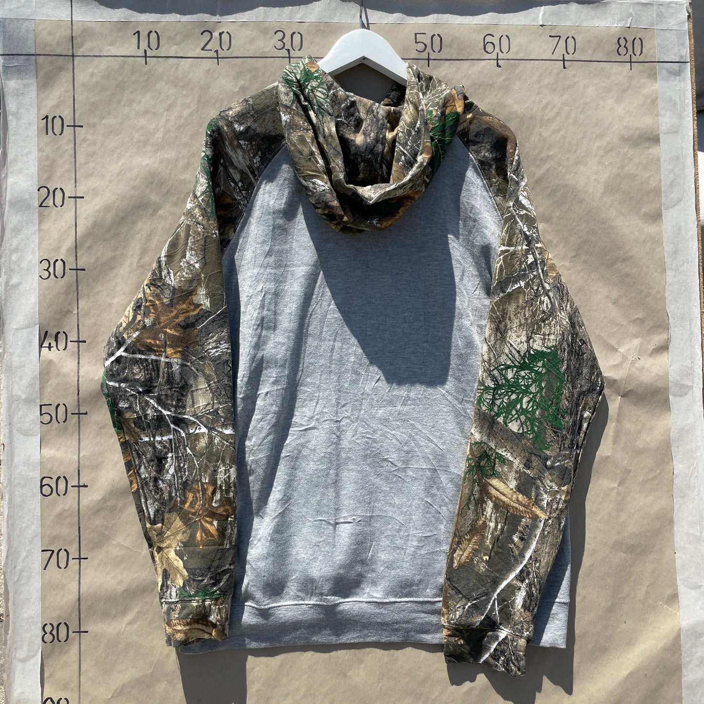 Grå Camo Vintage Notre Dame Hoodie Med Print