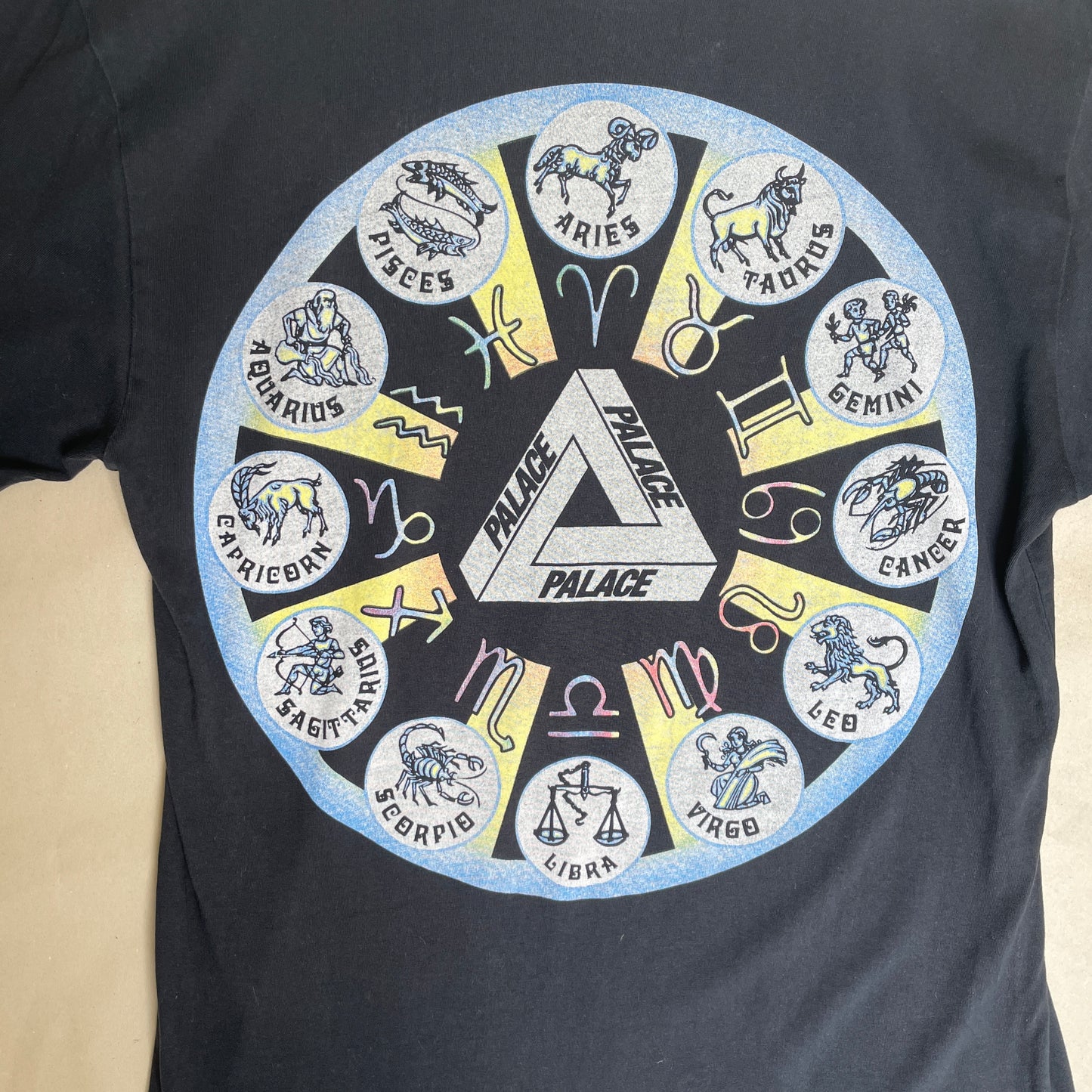 Palace Skateboards Sort Zodiac T-Shirt