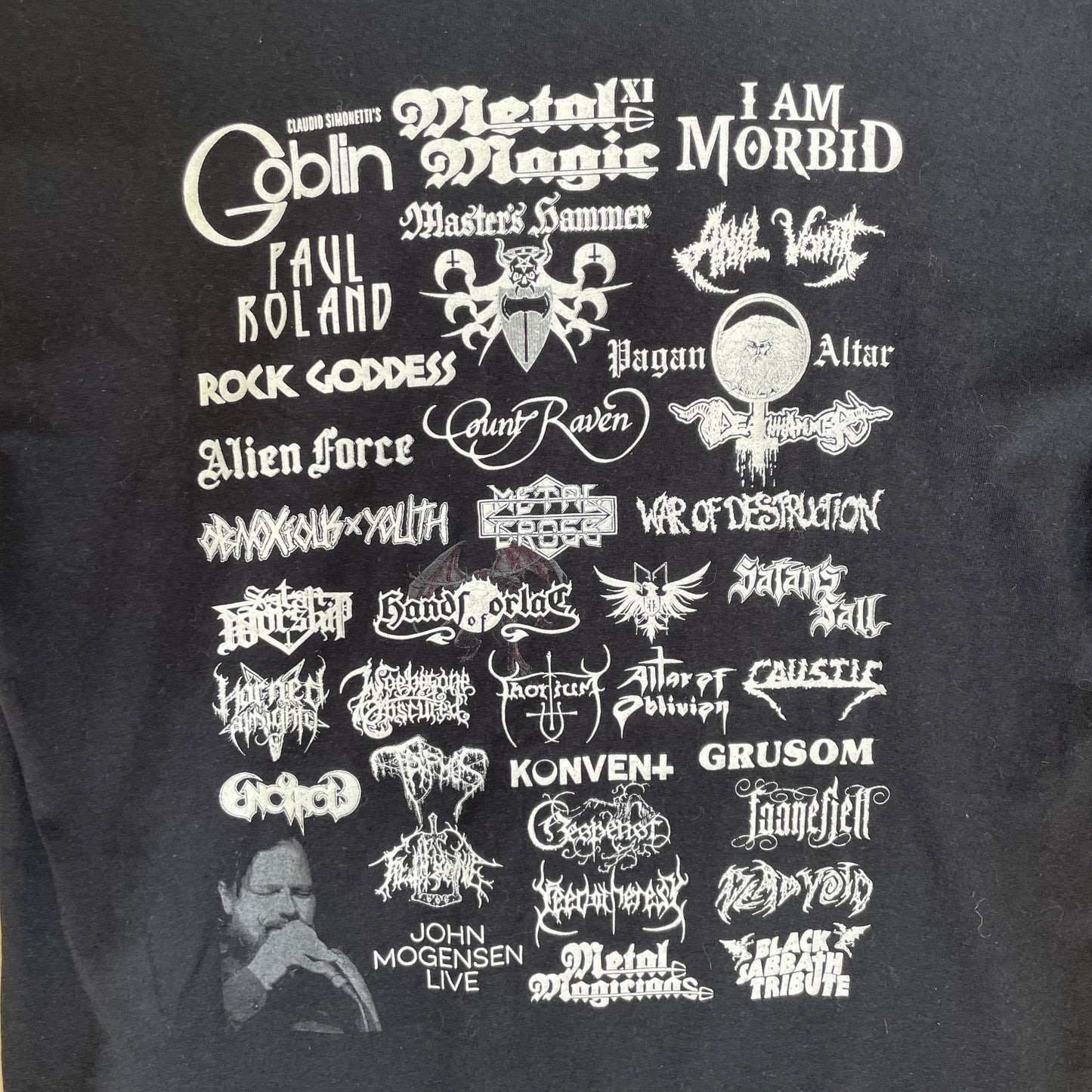 Sort Metal Magic Festival T-Shirt Med Gul Grafik