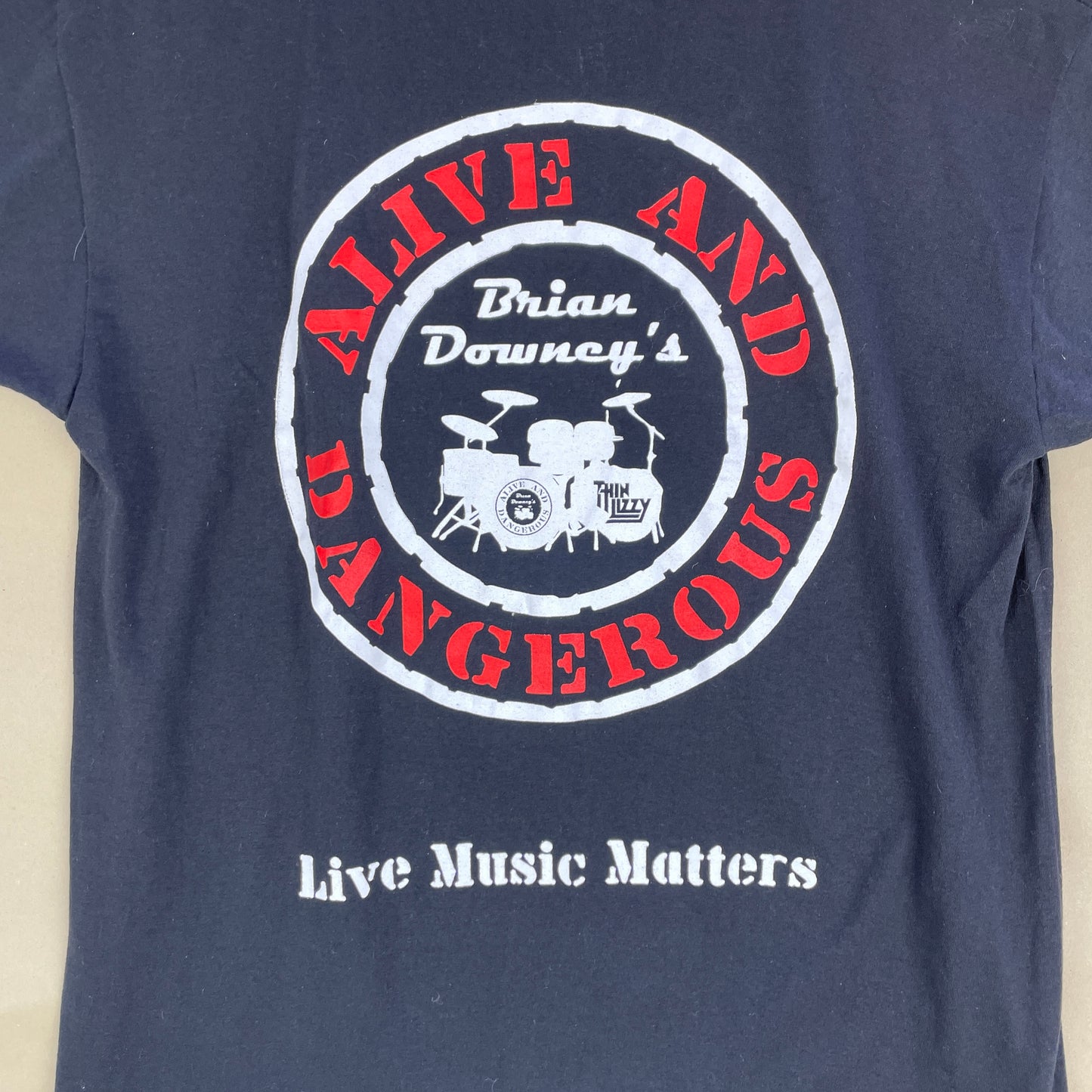Sort Alive And Dangerous Tour T-Shirt Med Rygprint
