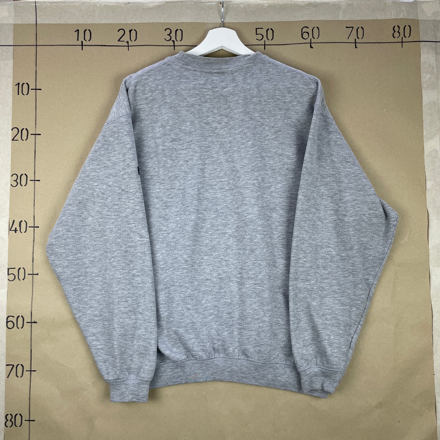 Grå Reebok Essentials Sweatshirt – 90’er Sportswear Vibe