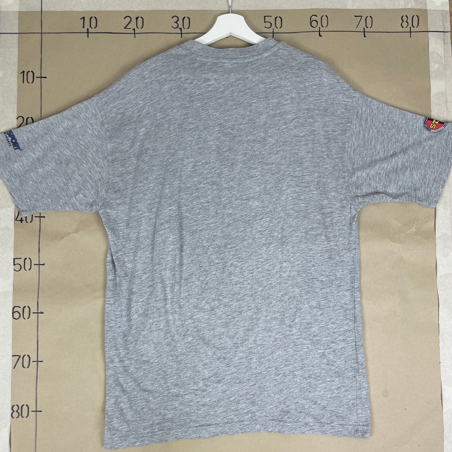 Grå ASICS Equipment T-Shirt Med Frontprint