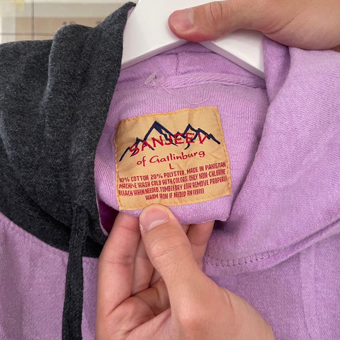 Lilla & Sort Vintage Hoodie