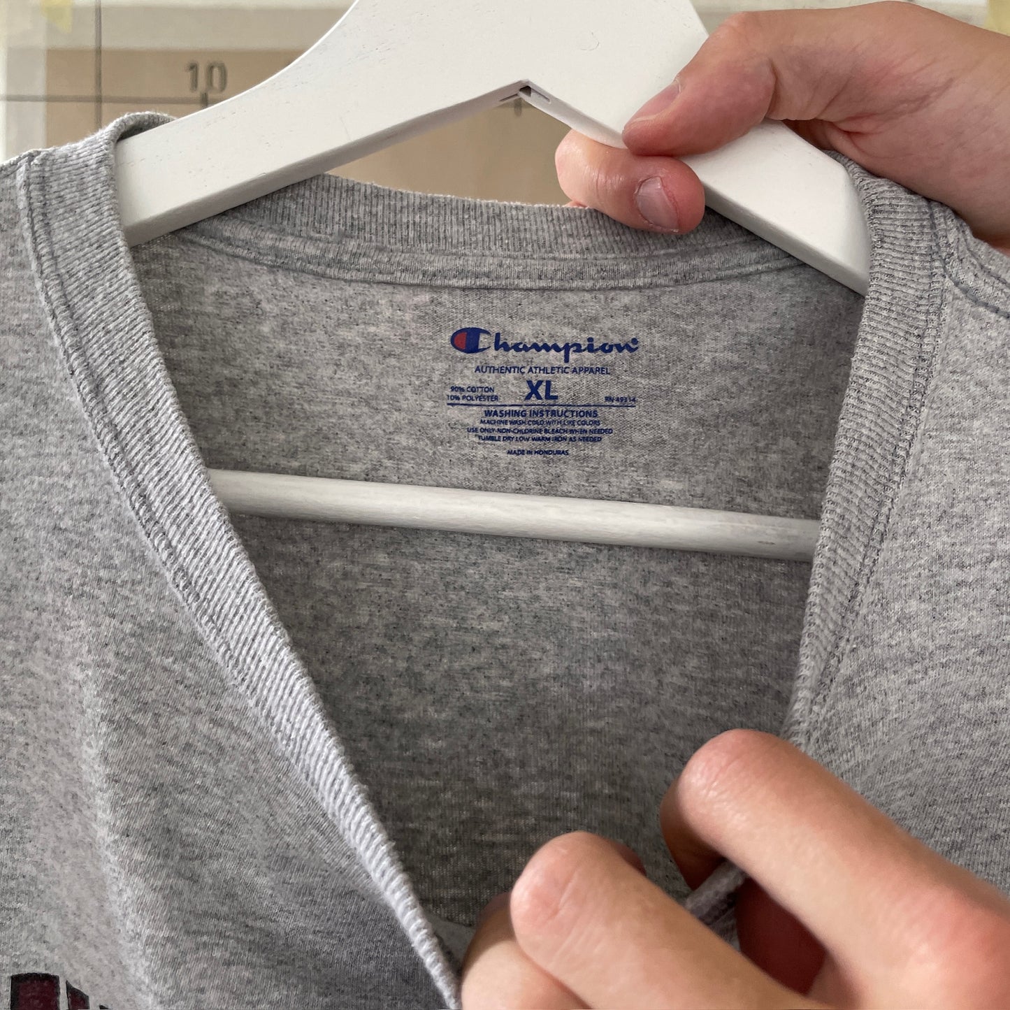 Grå Champion "University" T-Shirt