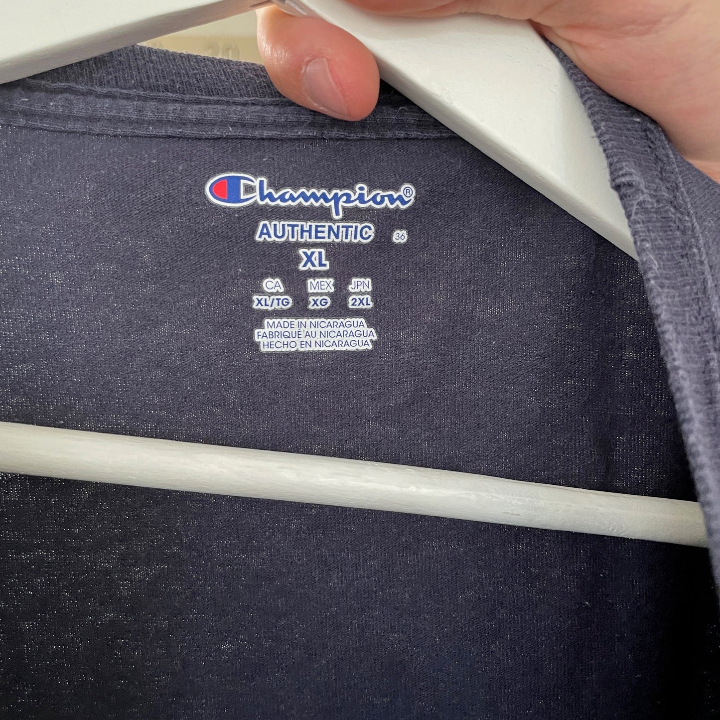 Navyblå Champion T-Shirt
