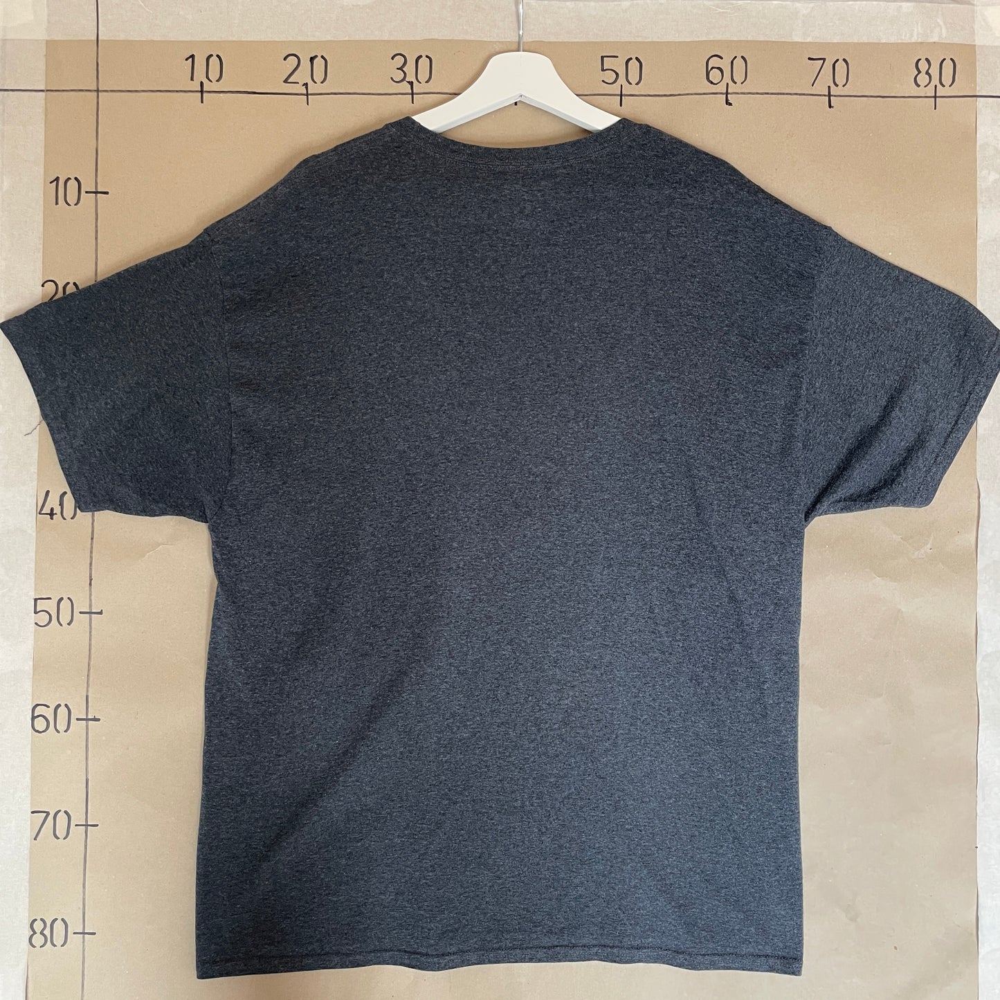 Grå Vintage Duquesne Basketball T-Shirt