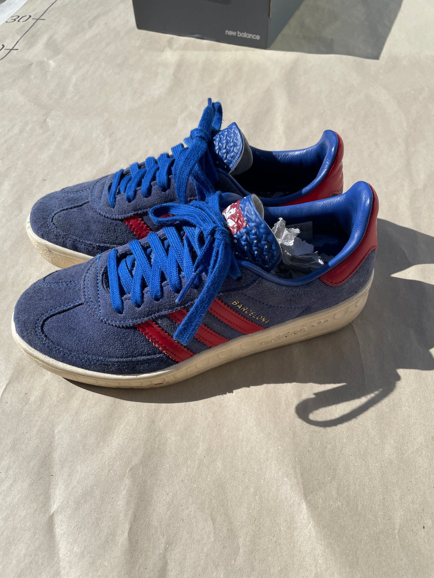 Blå & Rød Adidas "Barcelona" Sneaker