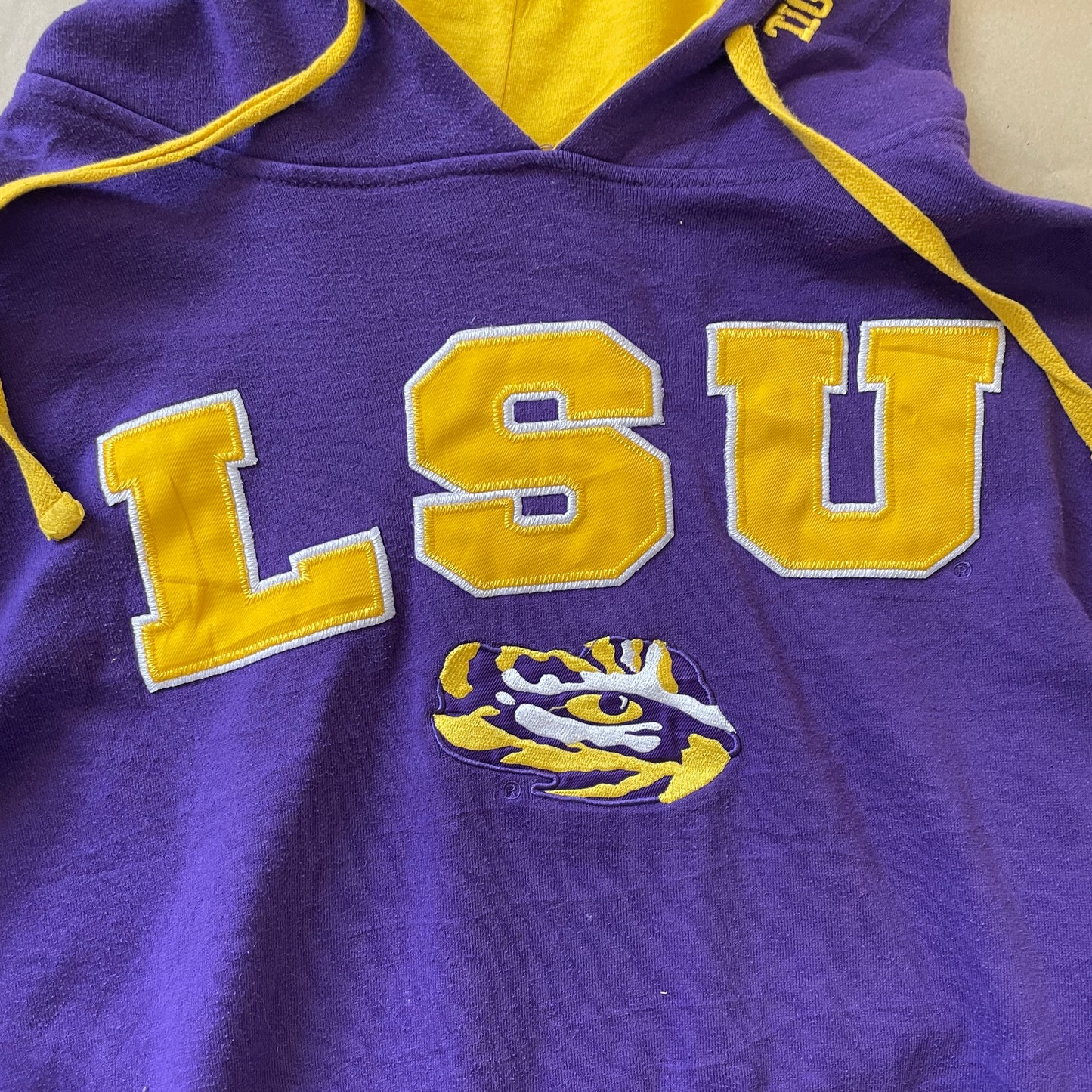 Lilla Vintage LSU Tigers Hoodie