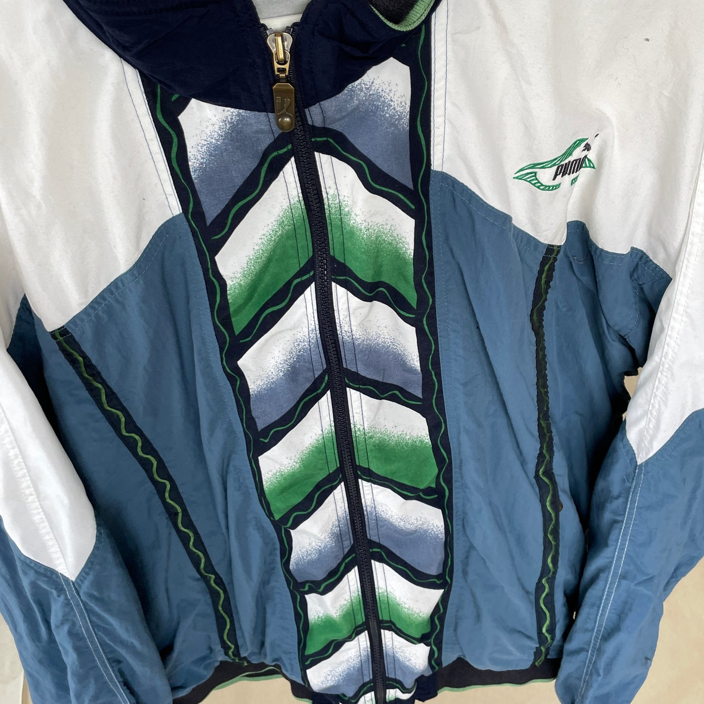 Hvid Og Blå Vintage Puma Track Jacket Med Grønne Detaljer