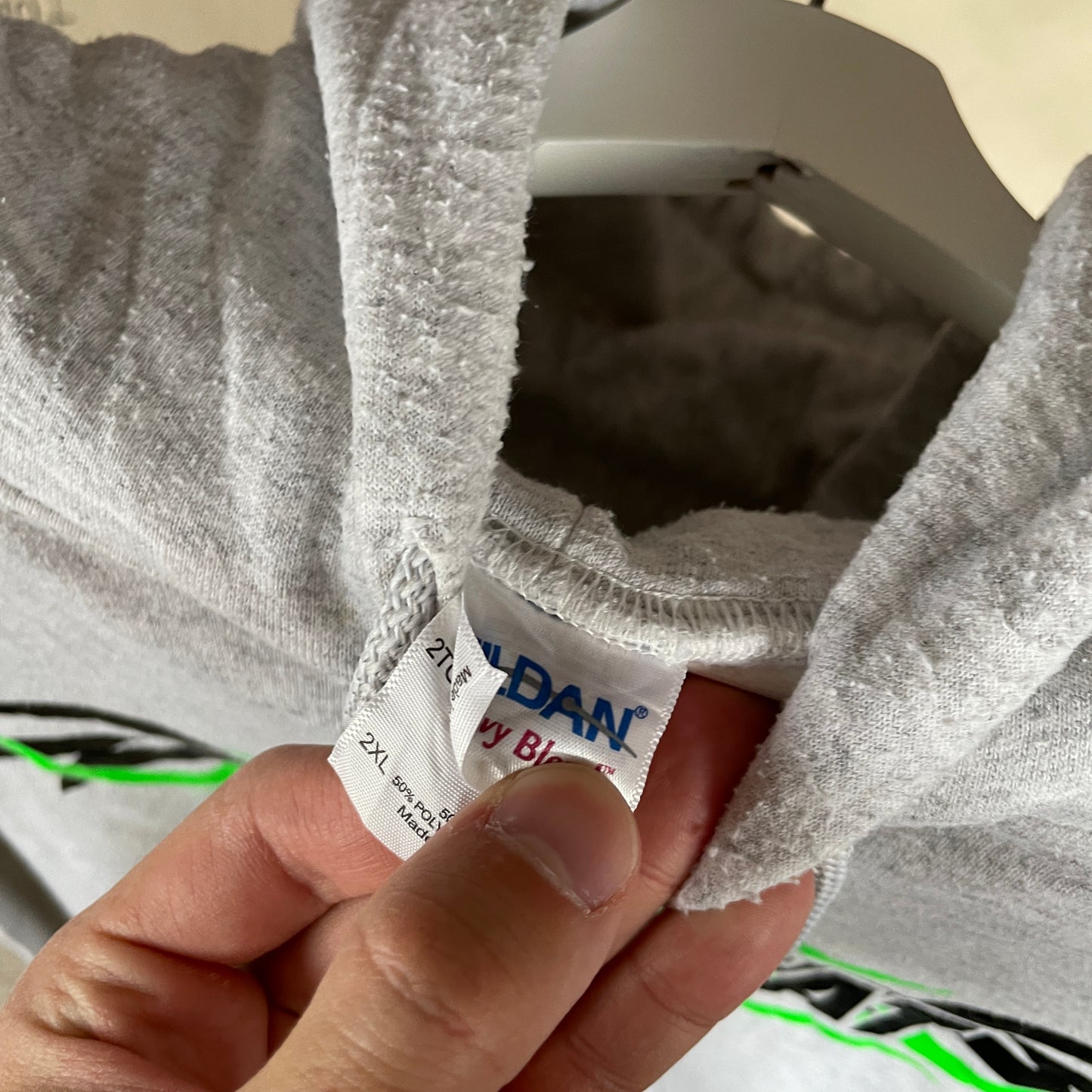 Grå Arctic Cat Hoodie Med Neon Grøn Tribal Print