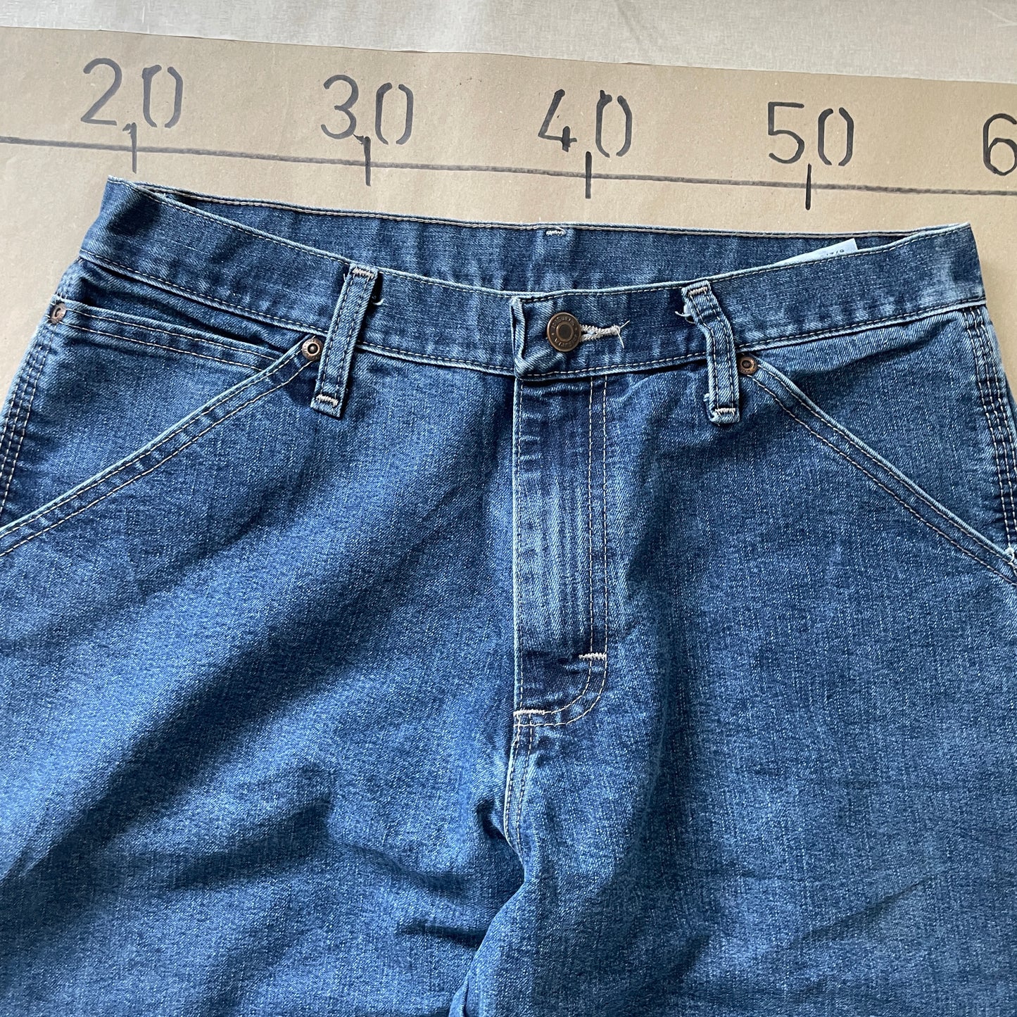 Vintage Blå Wrangler Jeans Med Lommer Og Workwear Detaljer