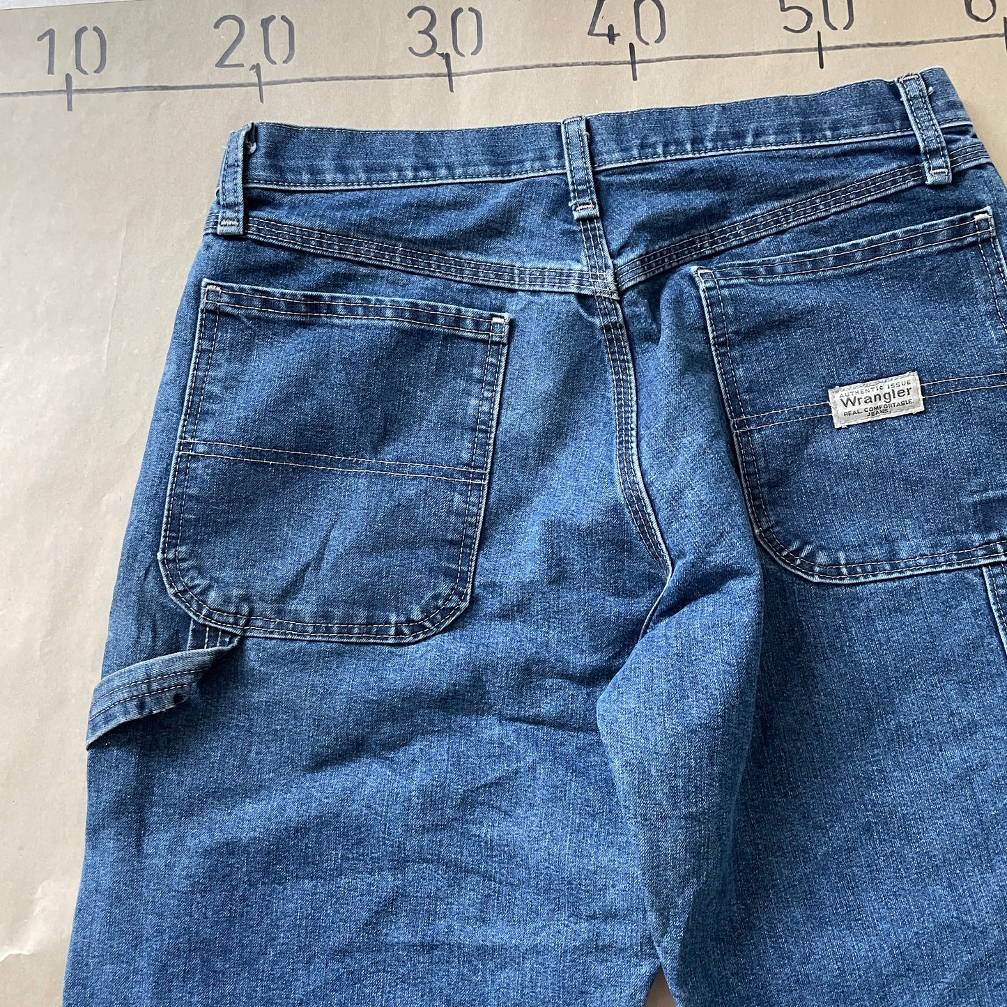 Vintage Blå Wrangler Jeans Med Lommer Og Workwear Detaljer