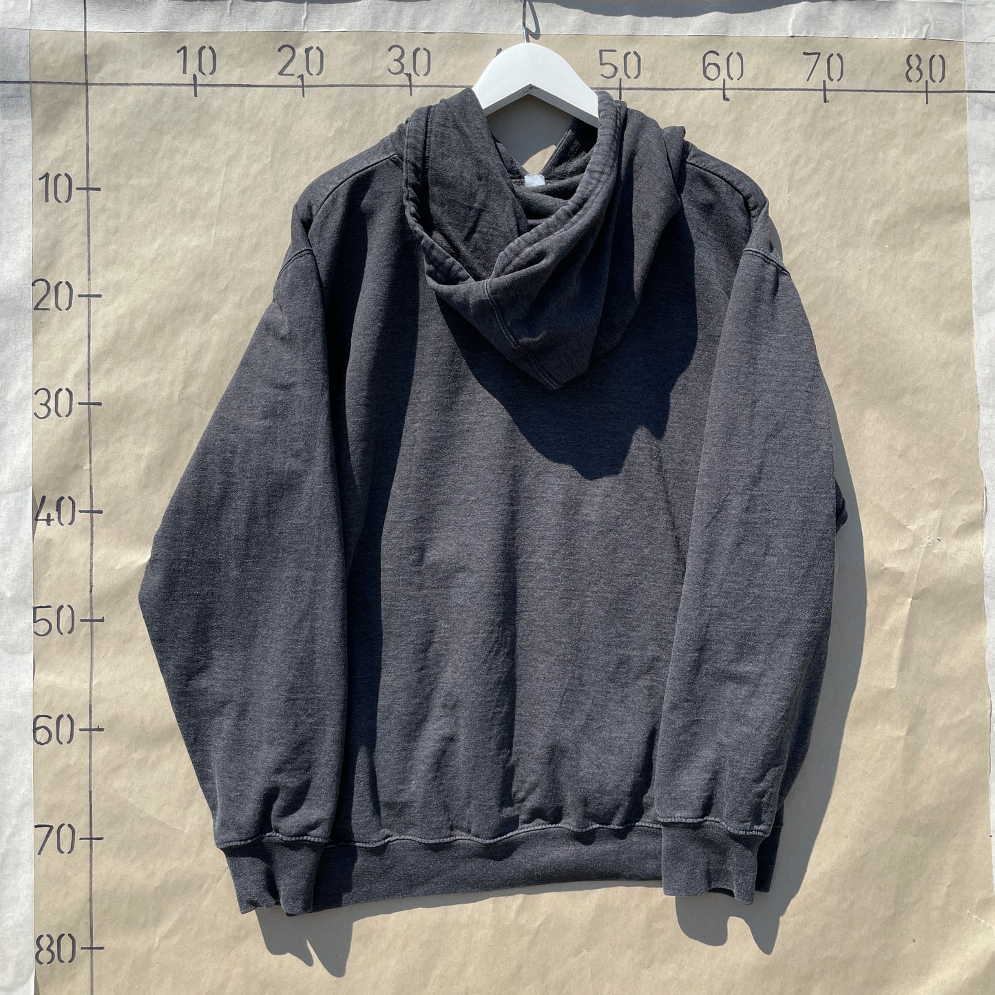 Mørkegrå Twiddle Hoodie Med Bjergmotiv