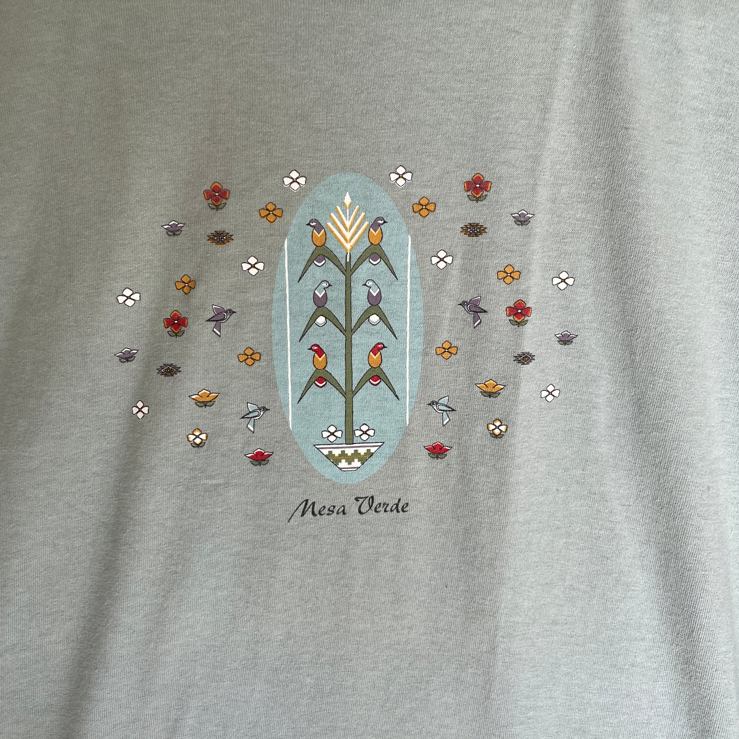 Lysegrøn Mesa Verde T-Shirt Med Broderi-Inspireret Print