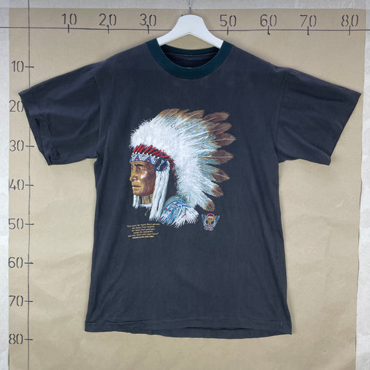 Sort Vintage T-Shirt Med Native American Motiv Og Tysk Citat