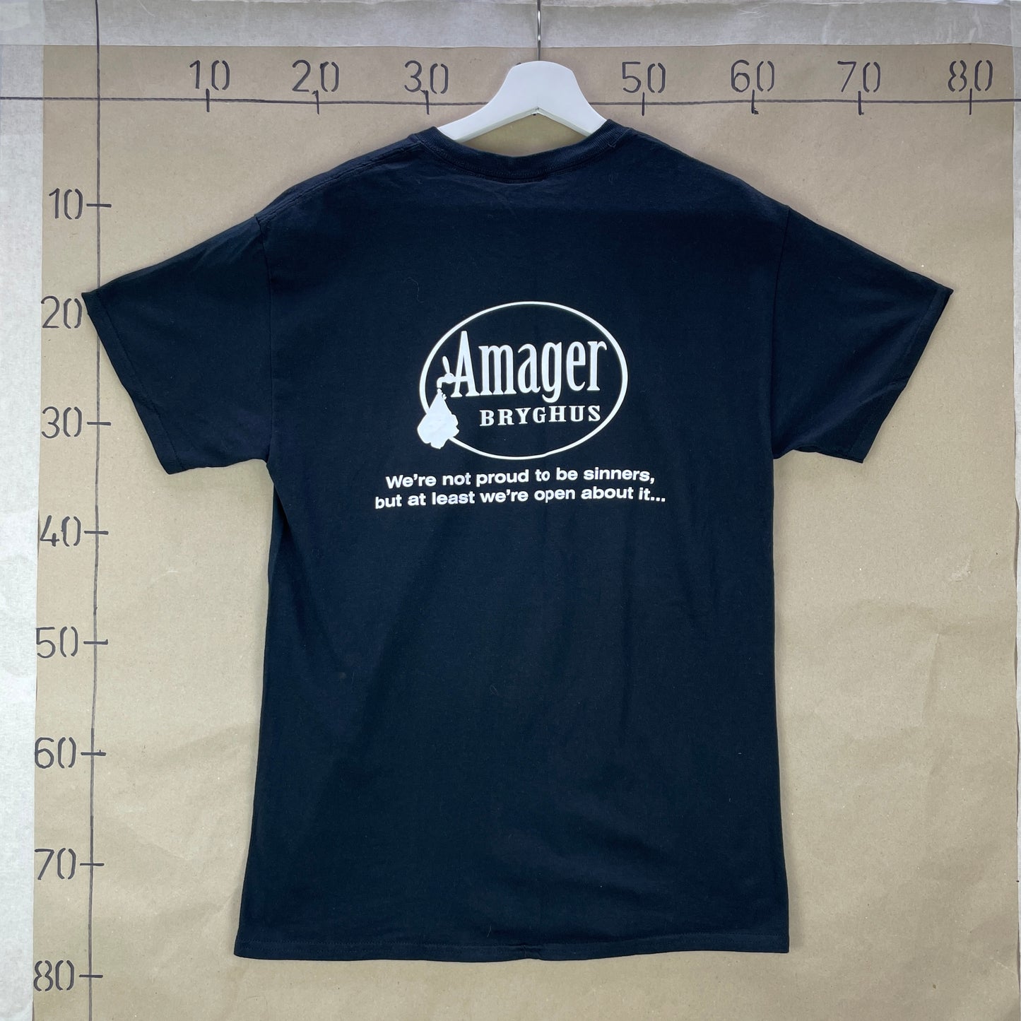 Sort Amager Bryghus T-Shirt Med Greed Grafik Fra The Sinner Series