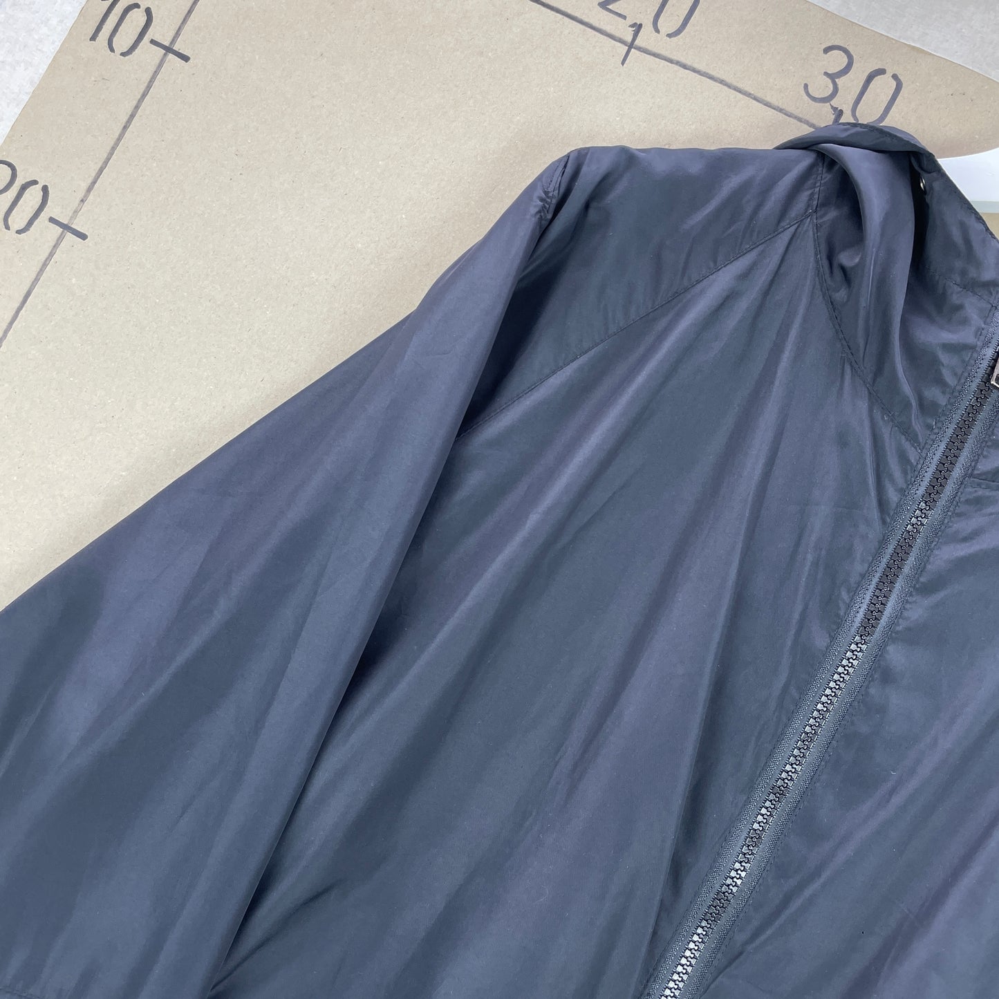 Sort Brandit Letvægts Vindjakke Med Hætte Og Meshfor