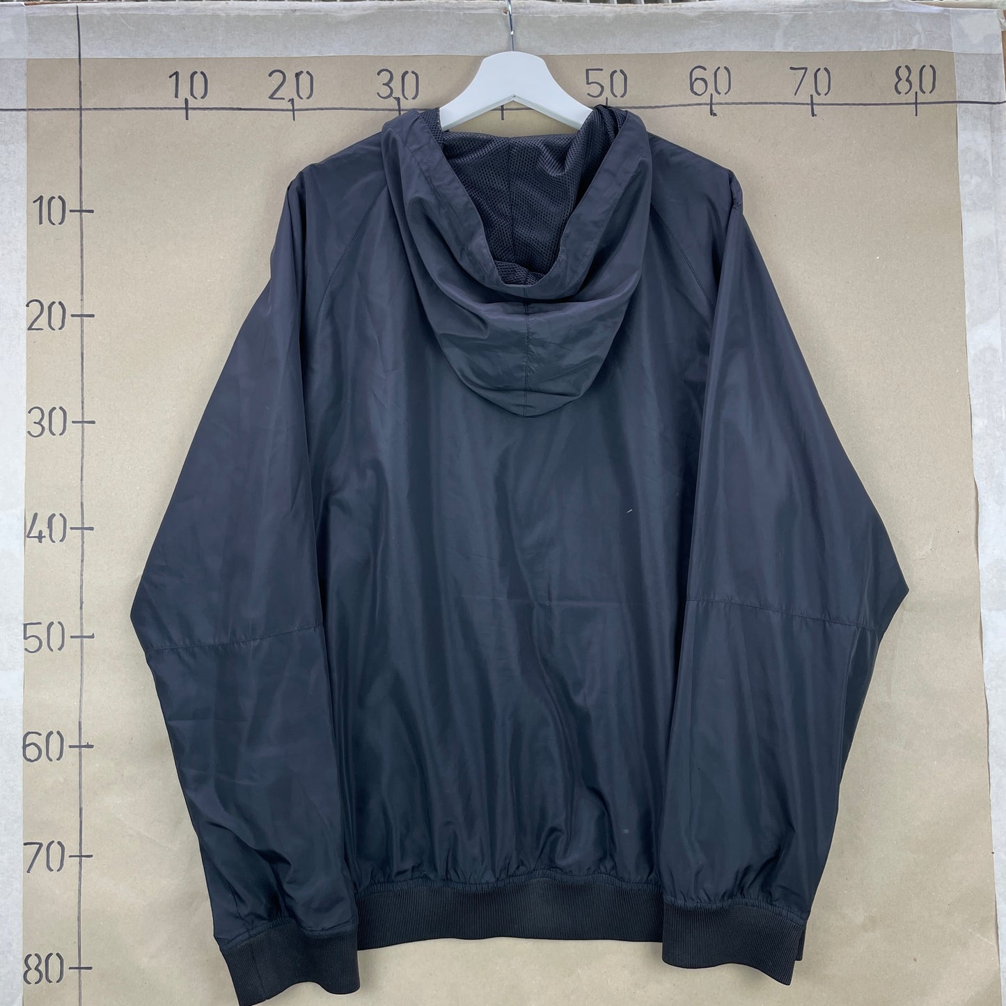 Sort Brandit Letvægts Vindjakke Med Hætte Og Meshfor