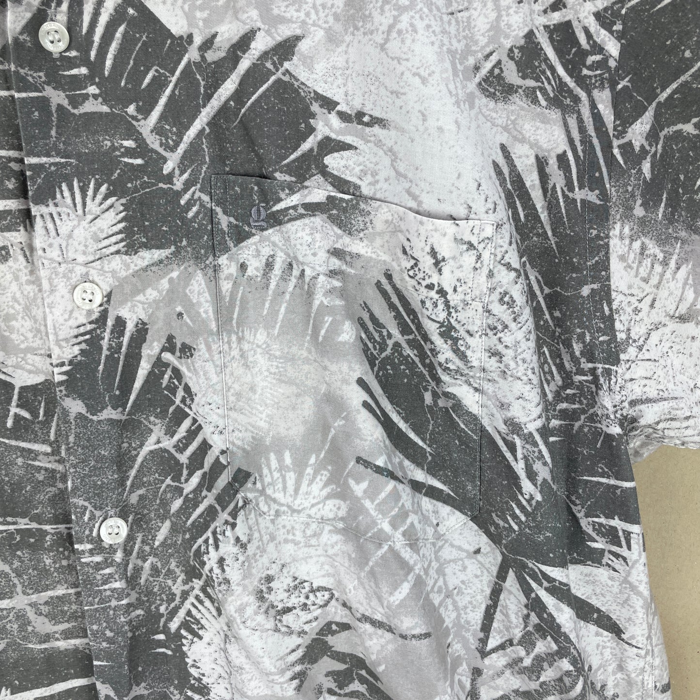 Grå Mønstret Hawaii-Skjorte Fra Garbang