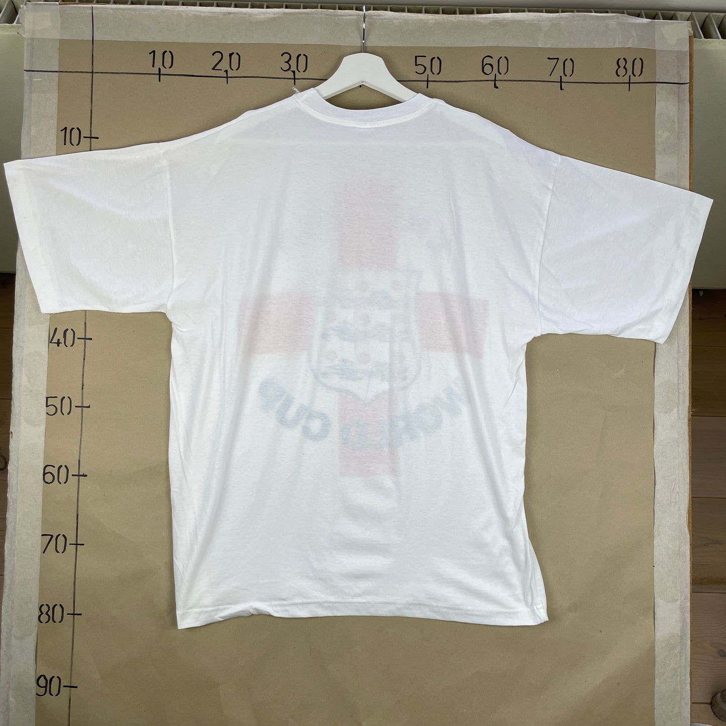 Vintage England World Cup T-Shirt – Stort Rygprint Og 90er Fodboldvibe