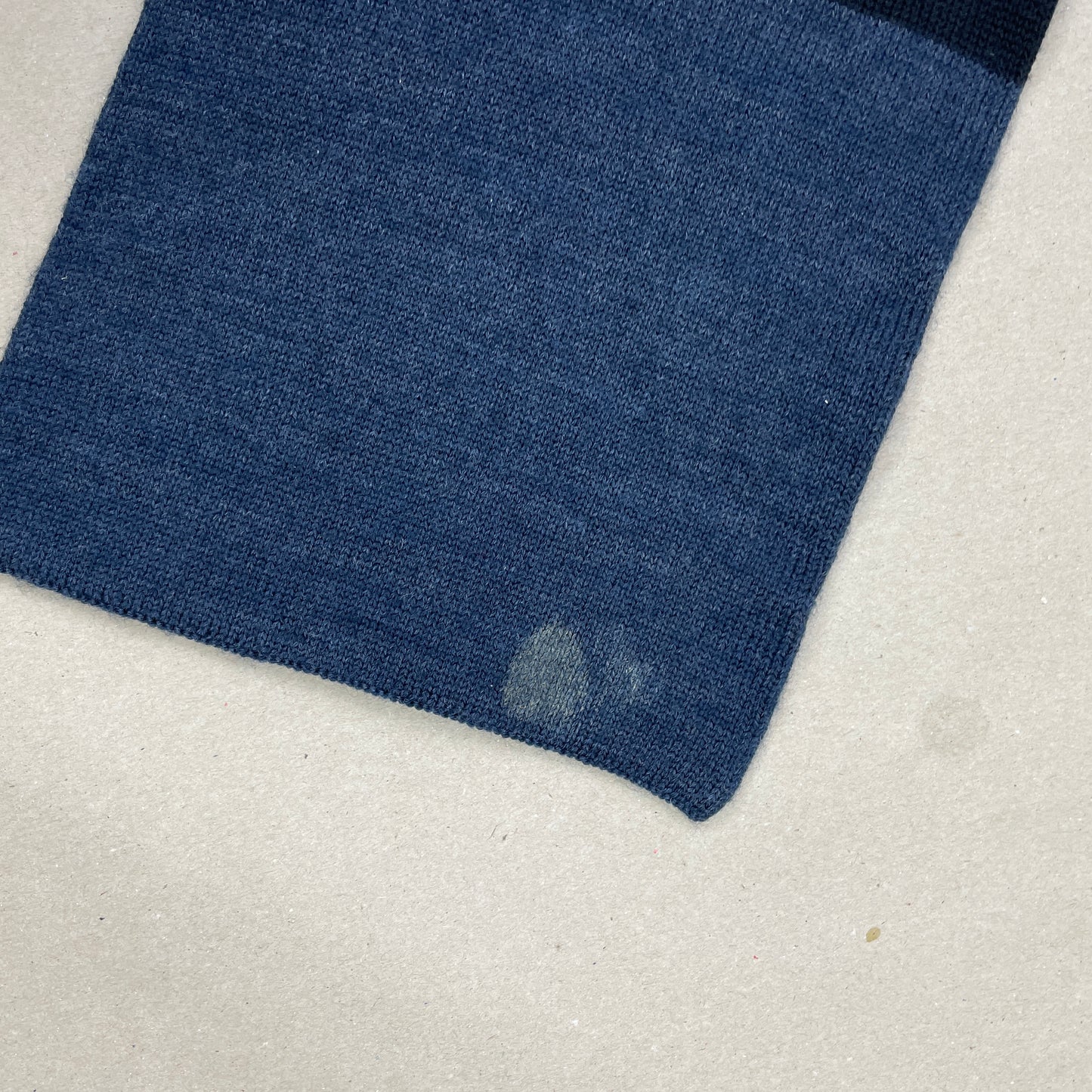 Mørkeblå Og Marineblå Wood Wood Halstørklæde – Nørrebro Europe Print