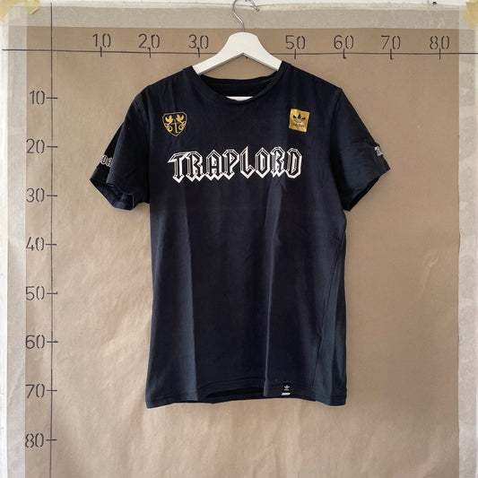 Sort Adidas "Traplord" T-Shirt
