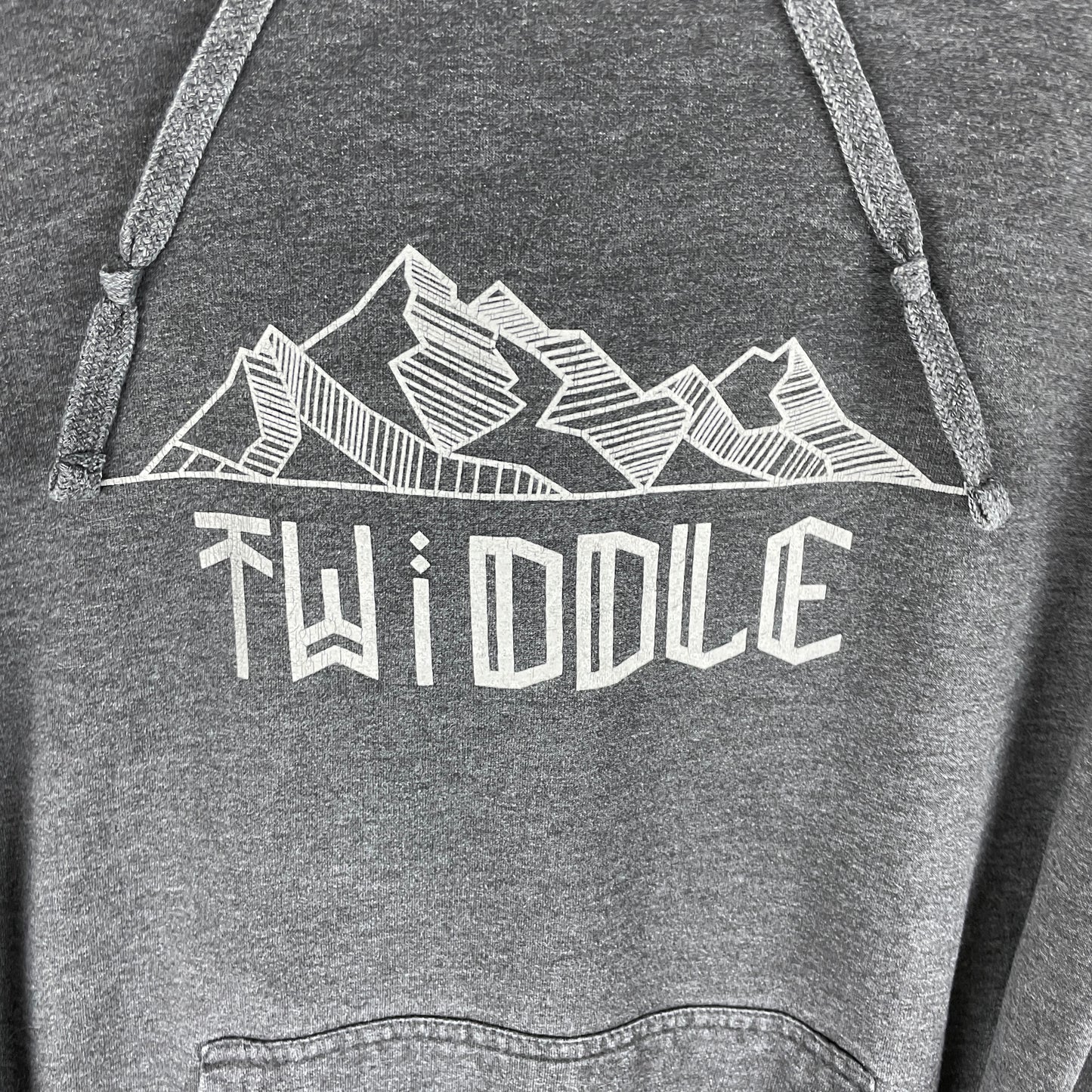 Grå Vintage Twiddle Hoodie