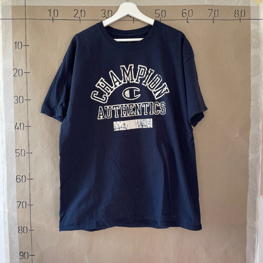 Mørkeblå Champion T-Shirt