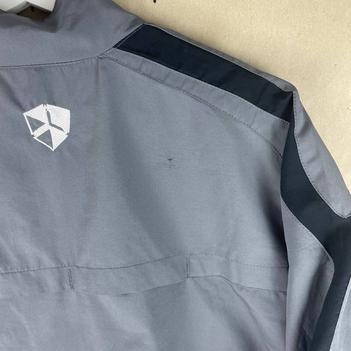 Grå Nike Dri-Fit Løbejakke Windbreaker