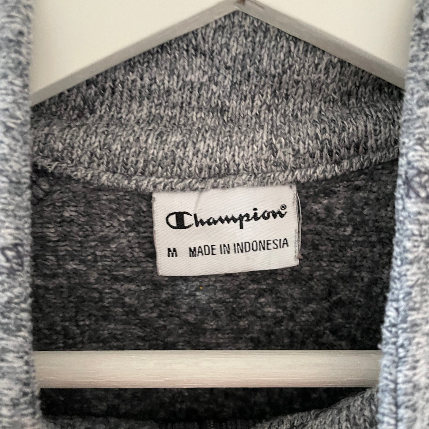 Grå Vintage Xavier College 1/4 Zip Sweatshirt