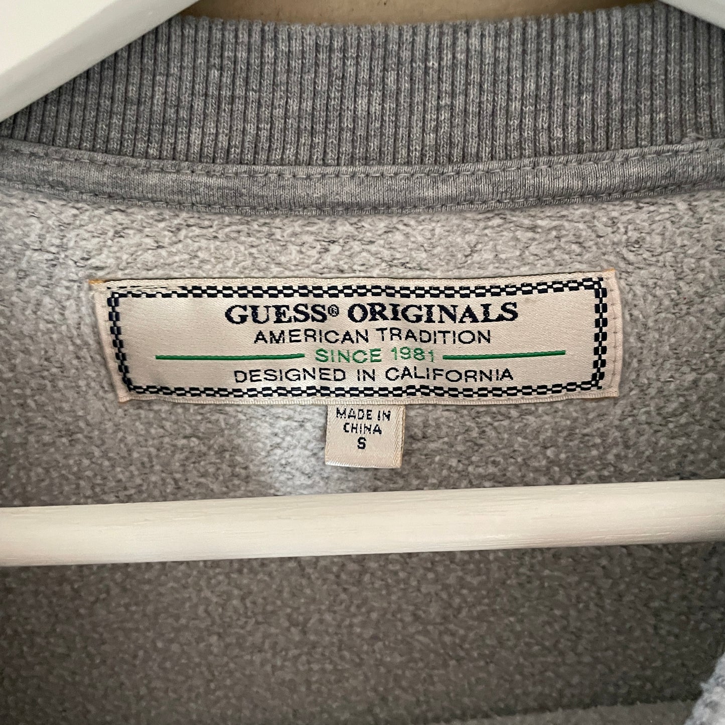 Grå Vintage Guess Sweatshirt