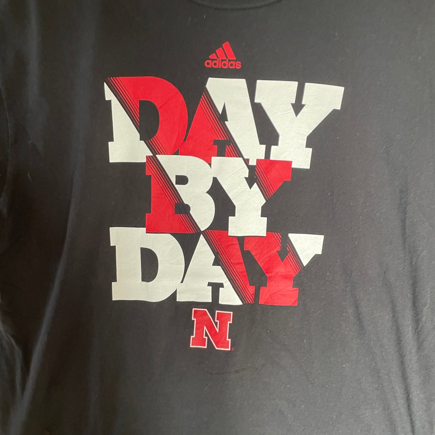 Sort Adidas Day By Day T-Shirt