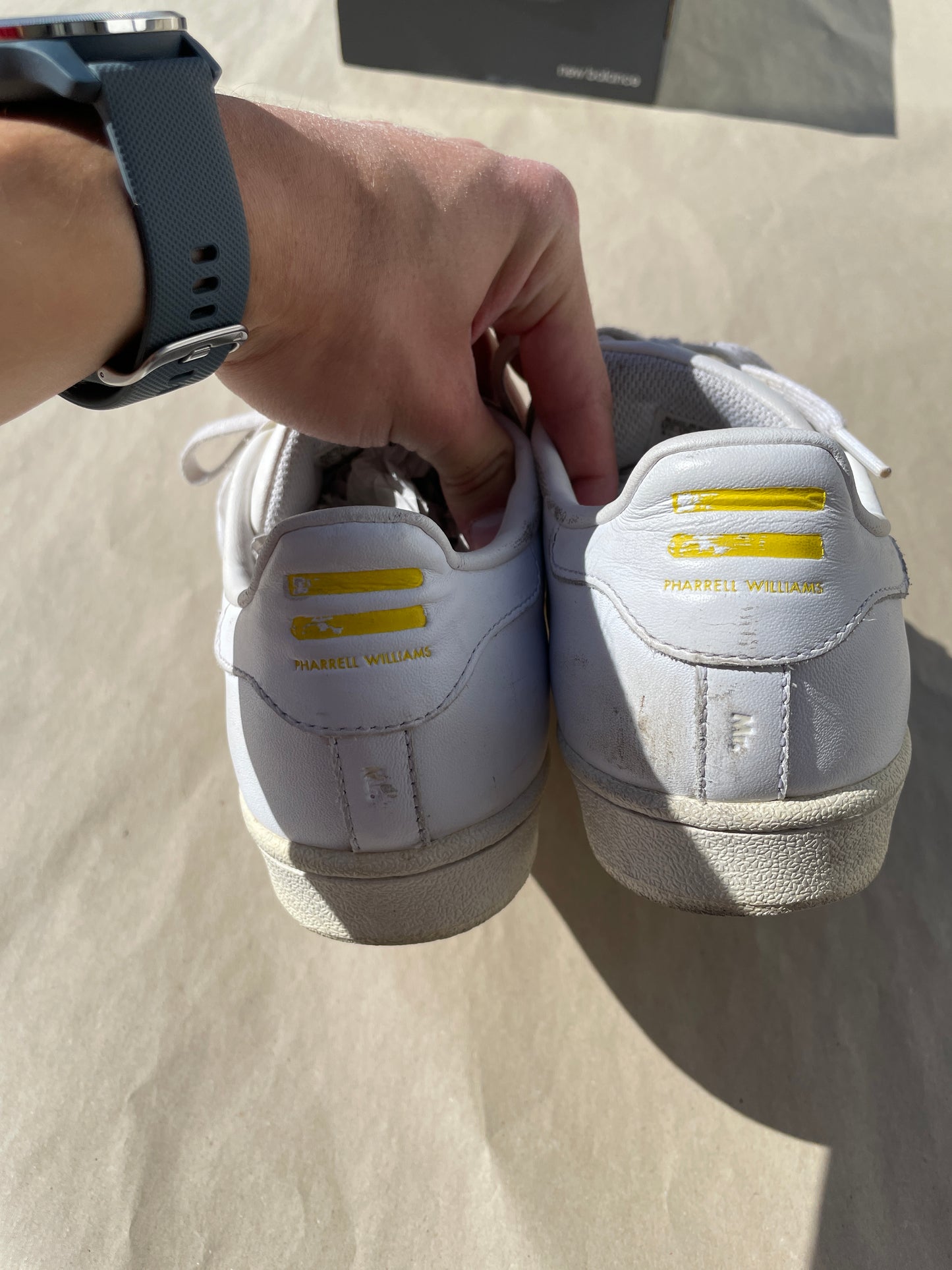 Hvid Adidas X Pharrel Williams Anime Sneaker