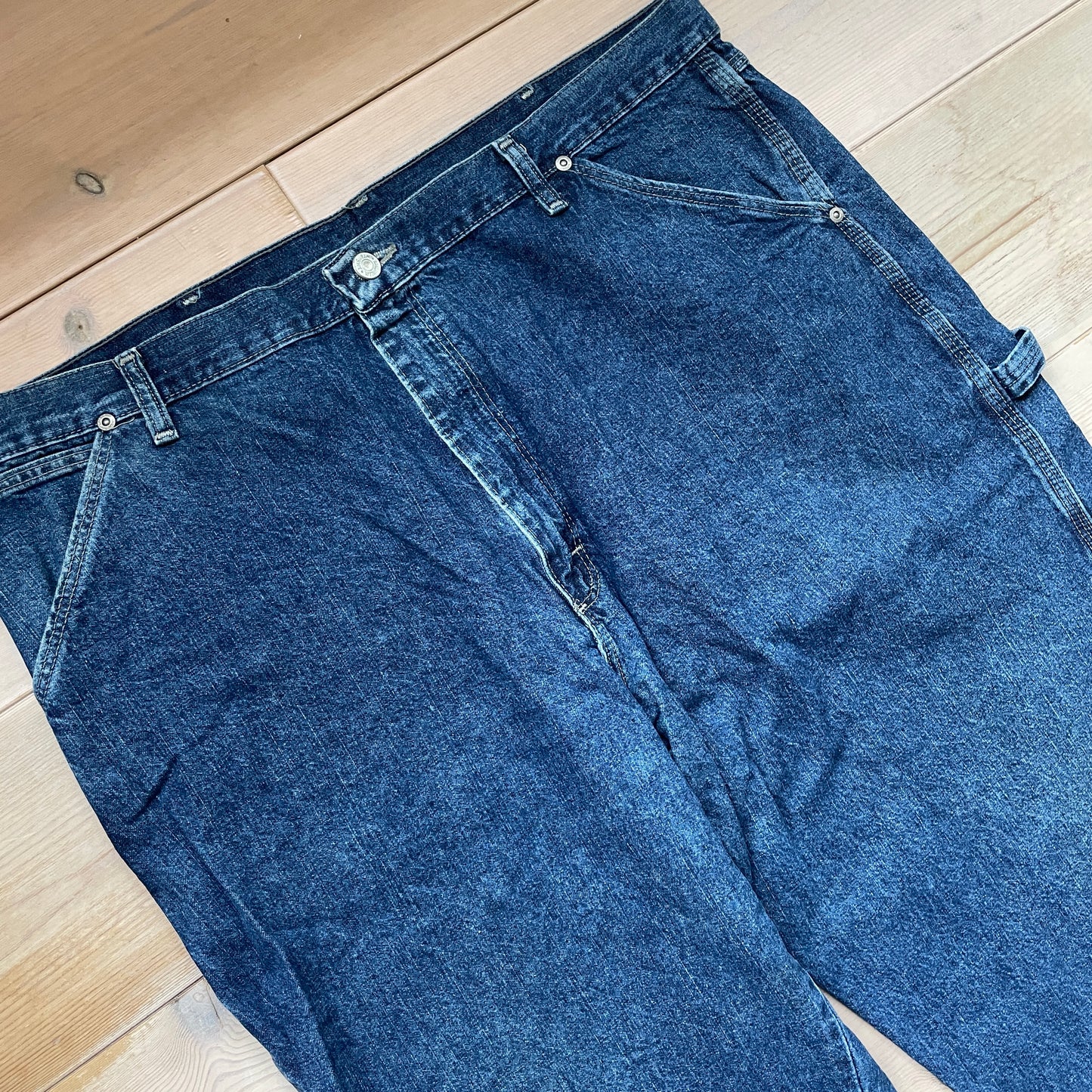 Mørkeblå Wrangler Carpenter Jeans