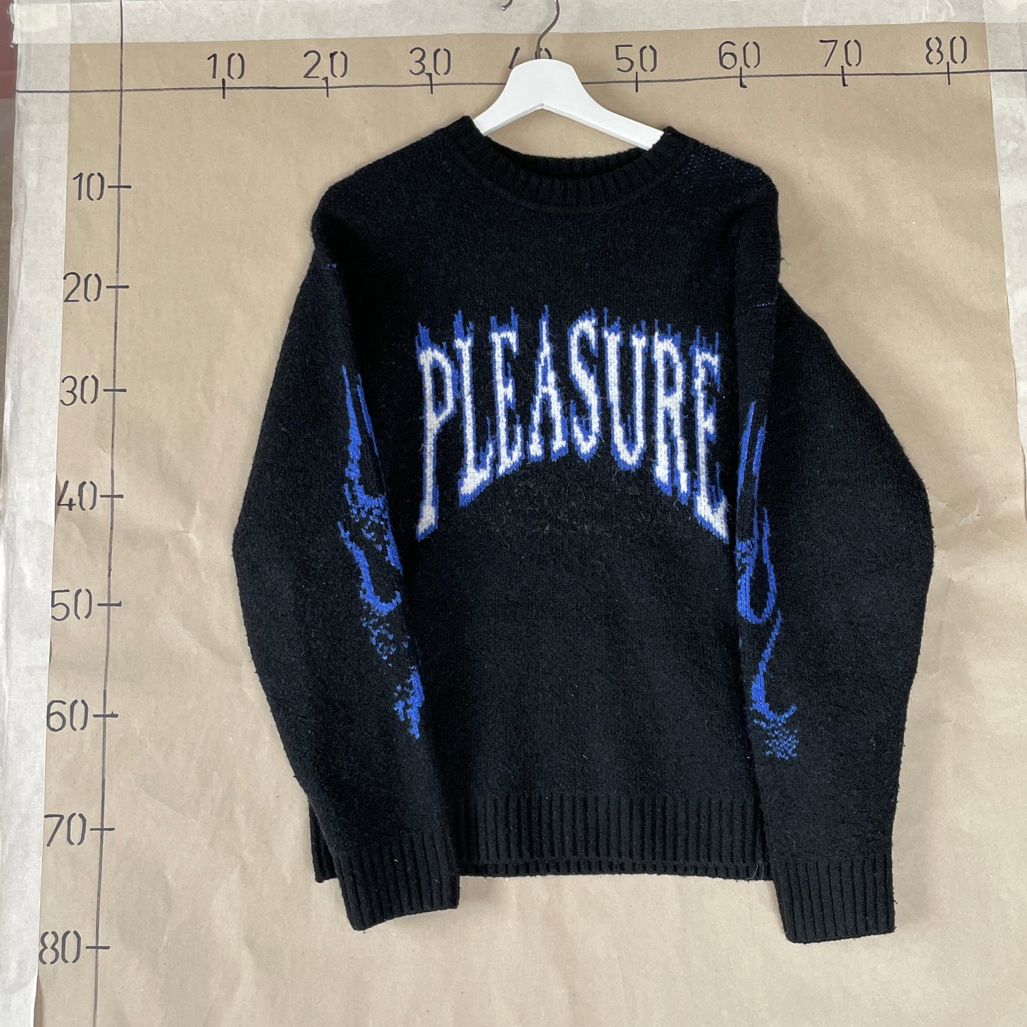 Sort Statement Strik Fra Weekday Med Flammeprint