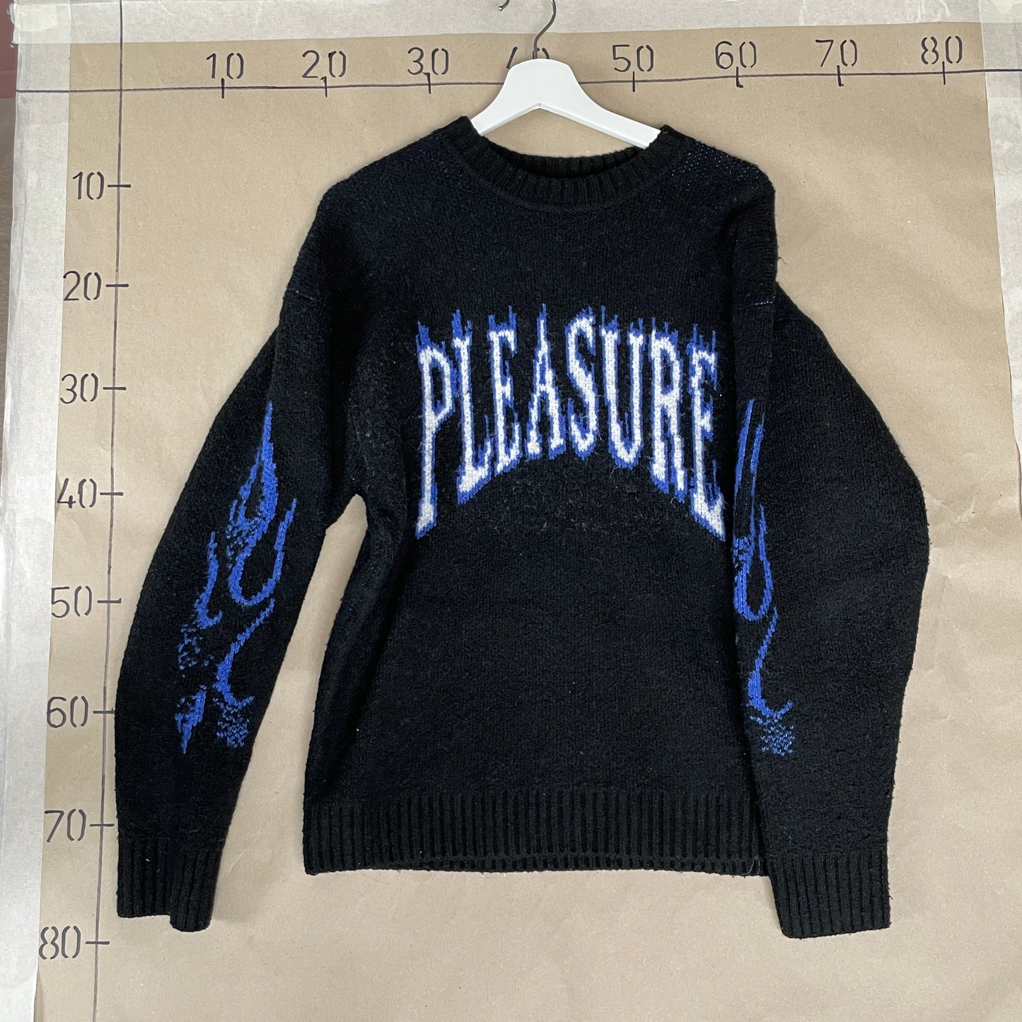 Sort Statement Strik Fra Weekday Med Flammeprint