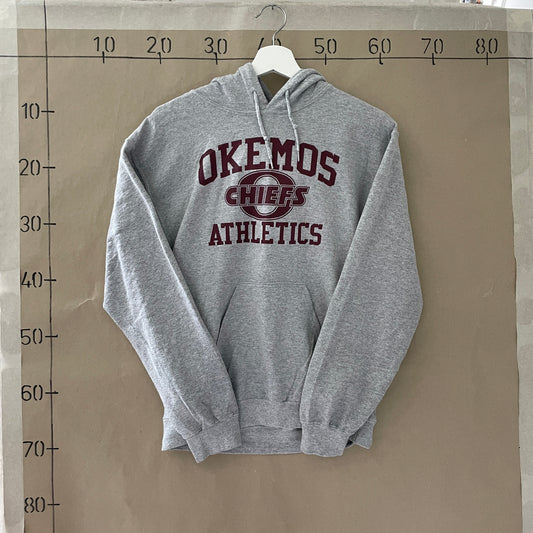 Grå Vintage Hoodie Med Bordeaux Sportslogo Og Bagtekst