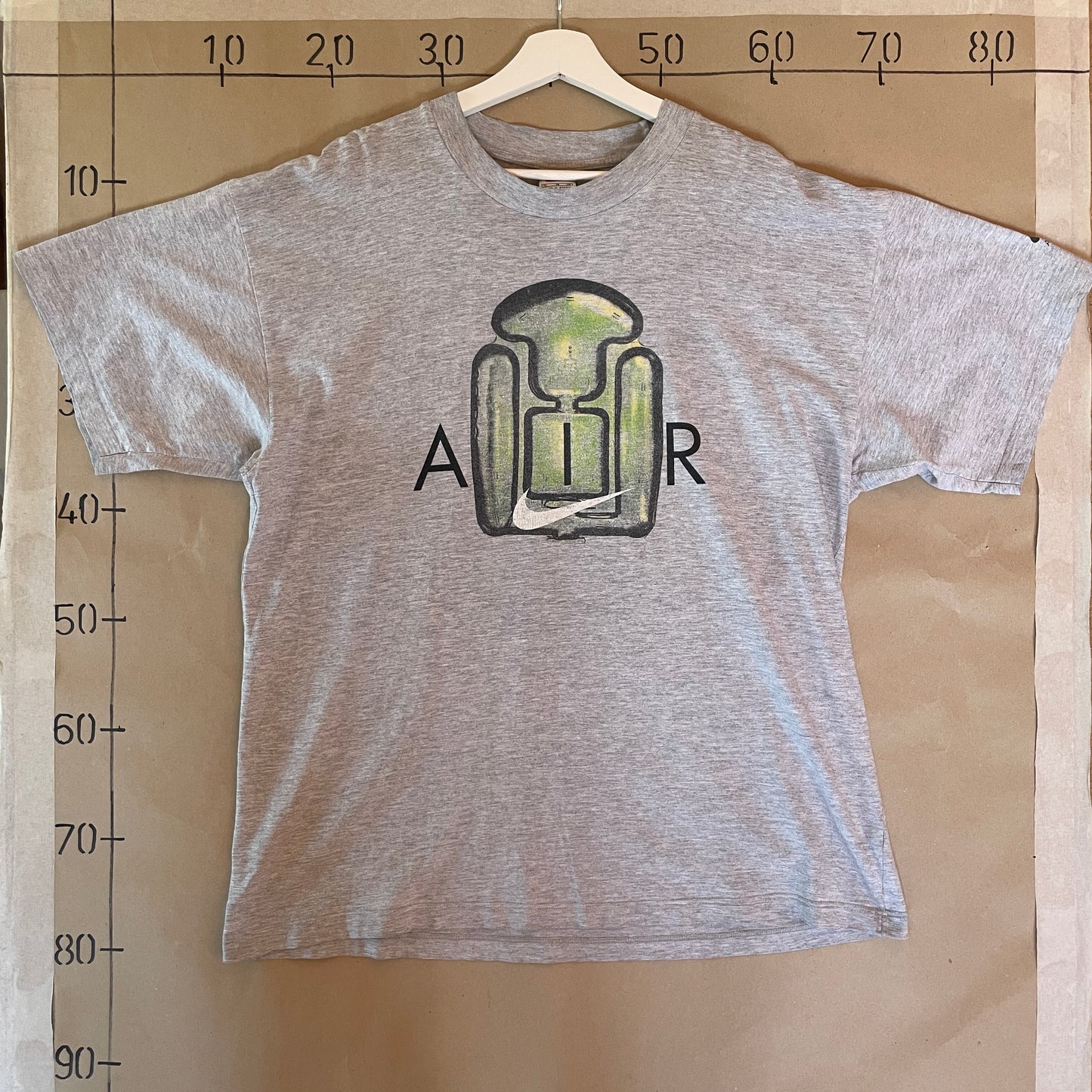 Grå Nike Air T-Shirt