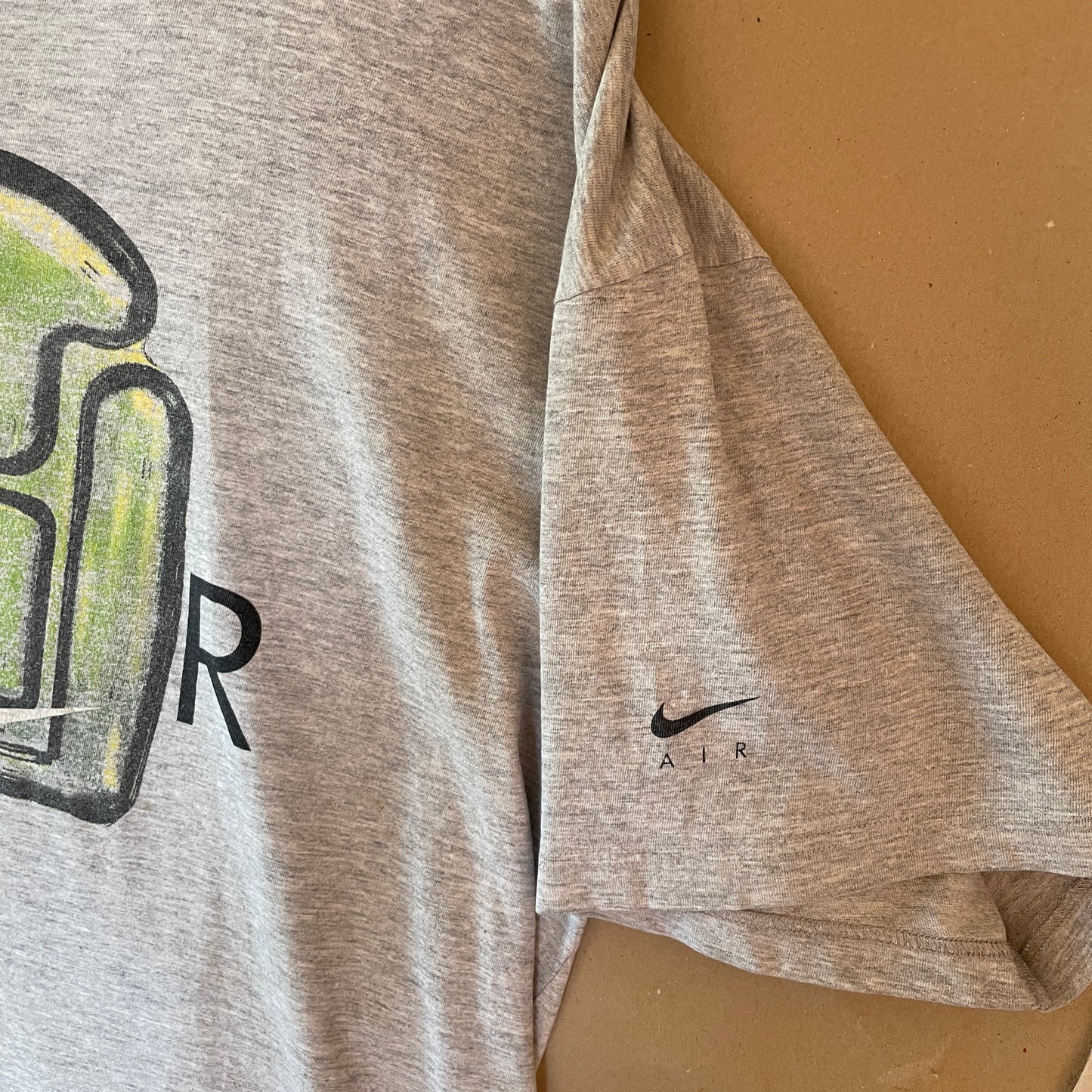 Grå Nike Air T-Shirt