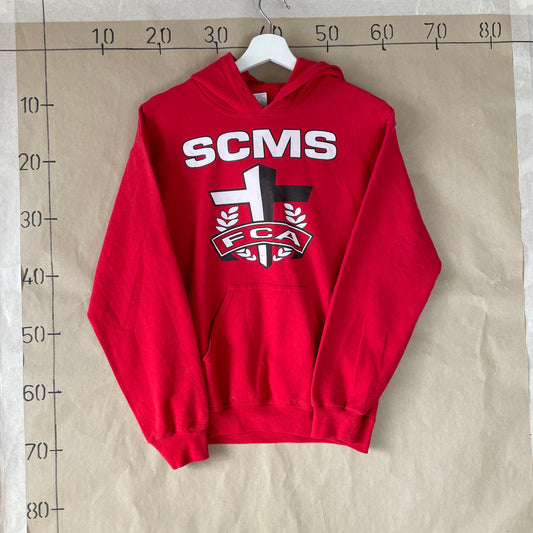 Rød Vintage Hoodie Med SCMS Print Og Krydslogo