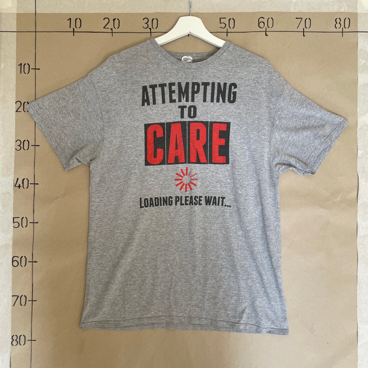Grå Vintage Attempting To Care T-Shirt