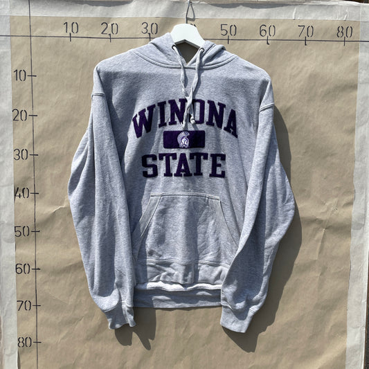 Grå Winona State College Hoodie Med Flocked Print