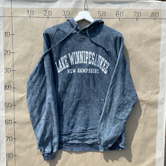 Mørkeblå Vintage Lake Winnipesaukee Hoodie